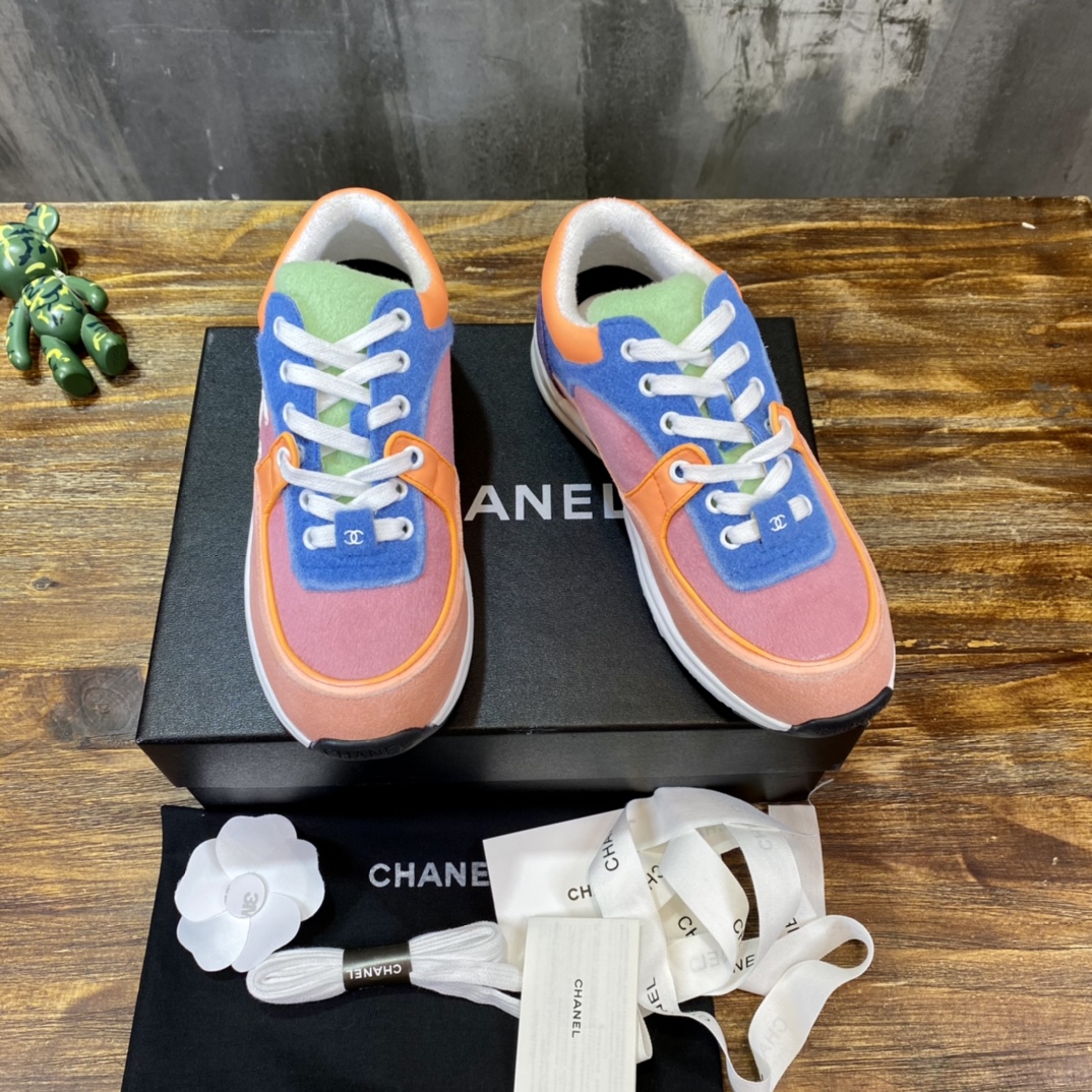 Chanel Fabric & Suede Calfskin Low Top Sneaker 41 - vstockx