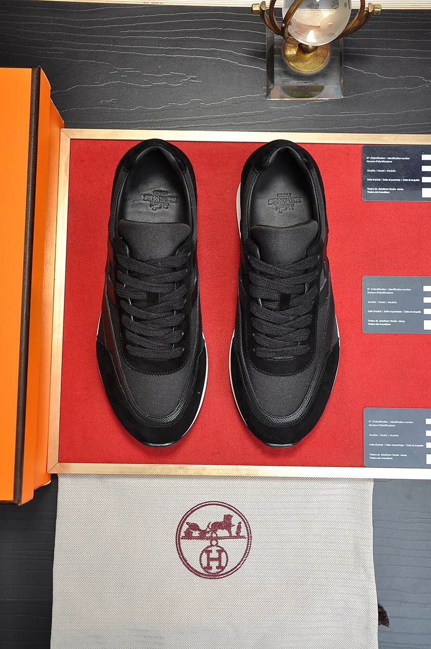 Hermes Low Top sneaker 23 - vstockx