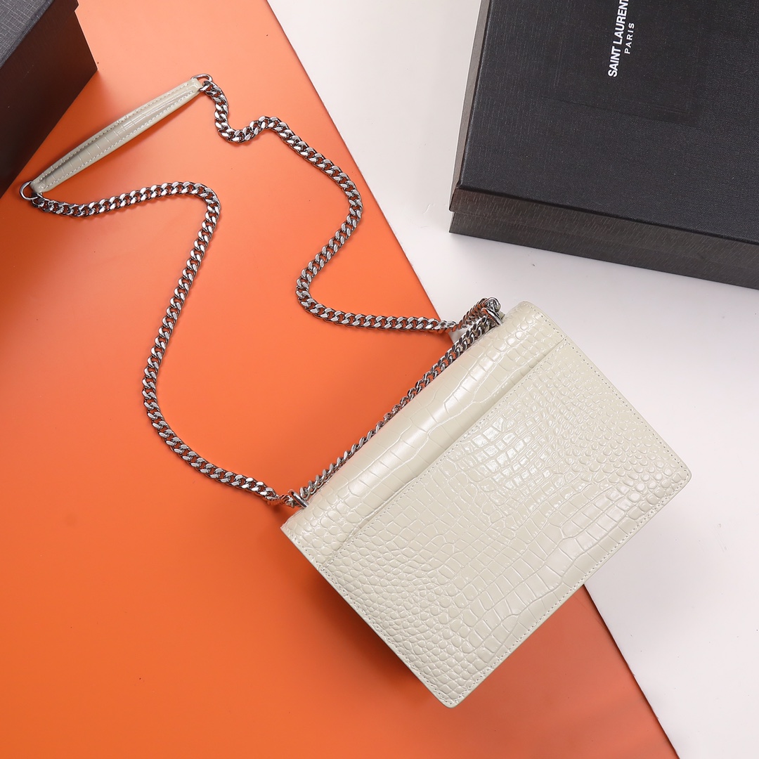 Handbags SAINT LAURENT 442906 size 22x8x16 cm - vstockx