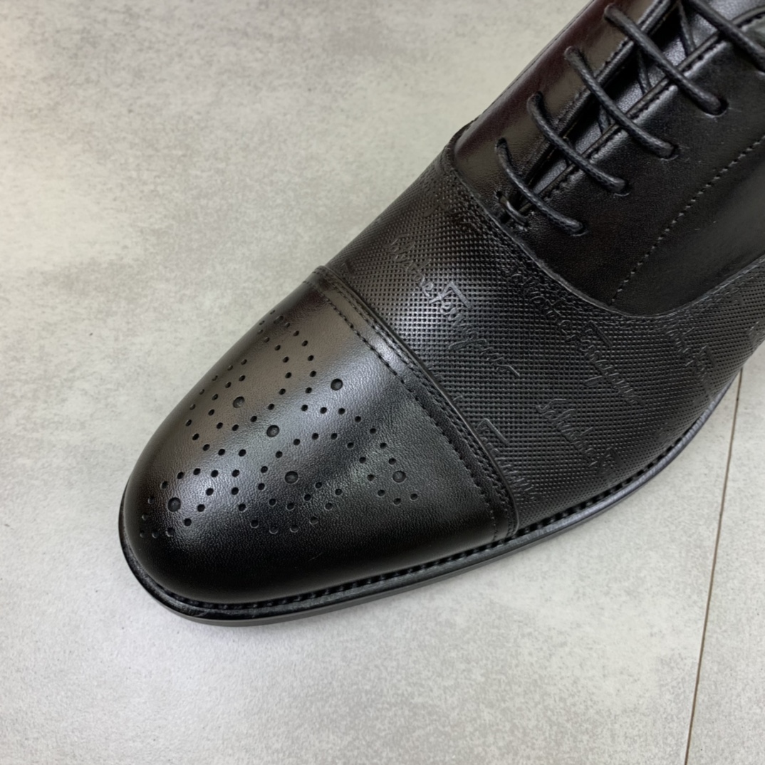 Salvatore Ferragamo Boots 15 - vstockx