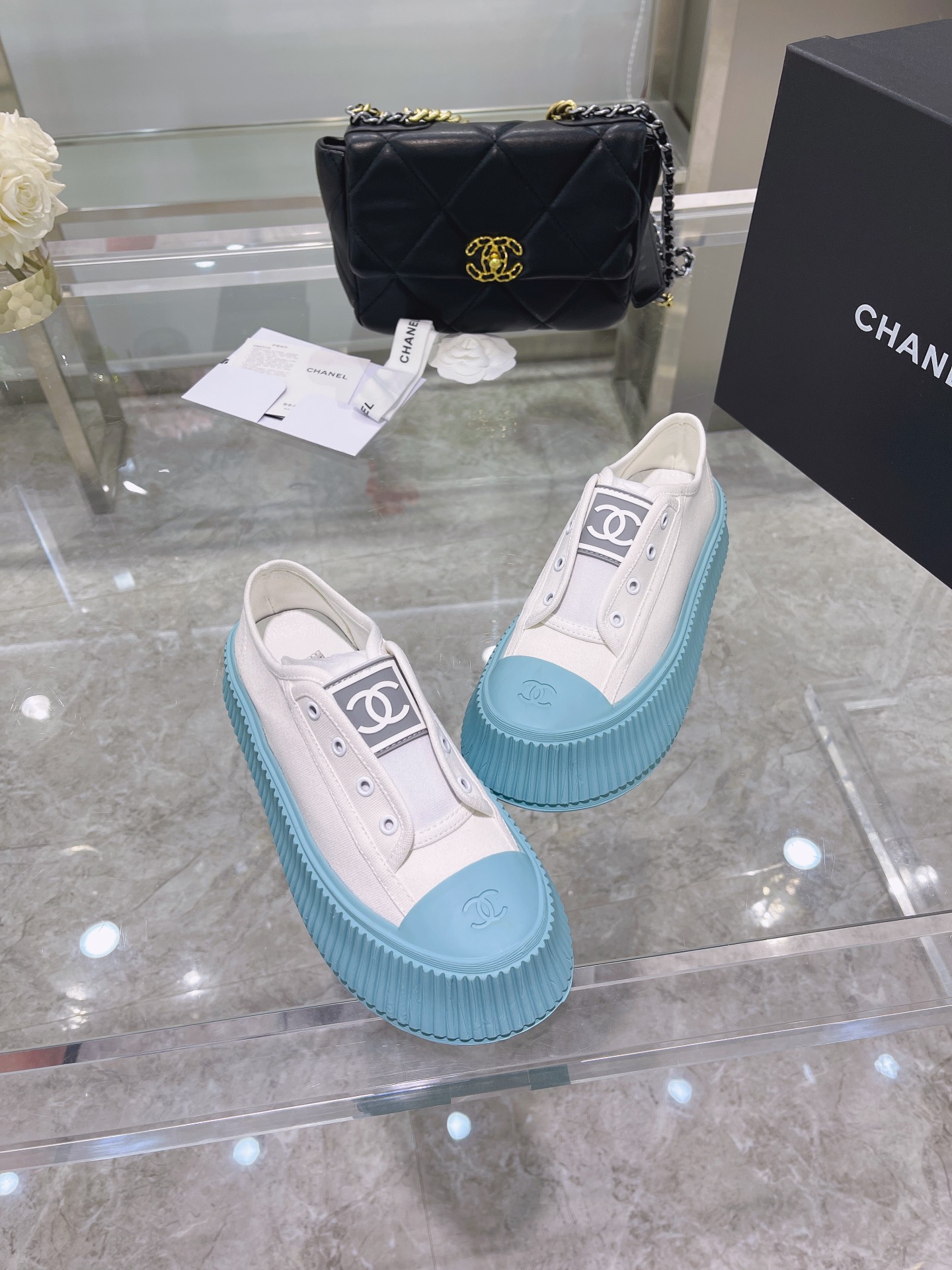 Chanel Platform Sneaker 13 - vstockx