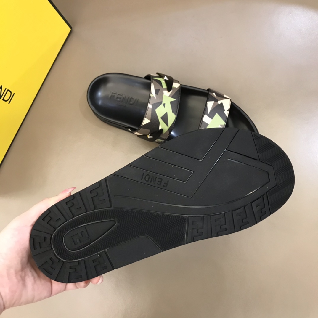 Fendi Slides 18 - vstockx