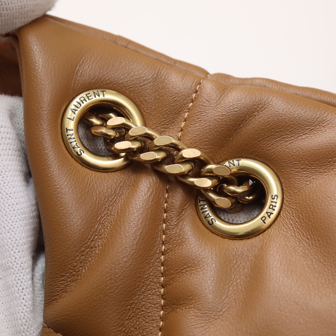 Handbags SAINT LAURENT 577476 size 29x17x11 cm - vstockx