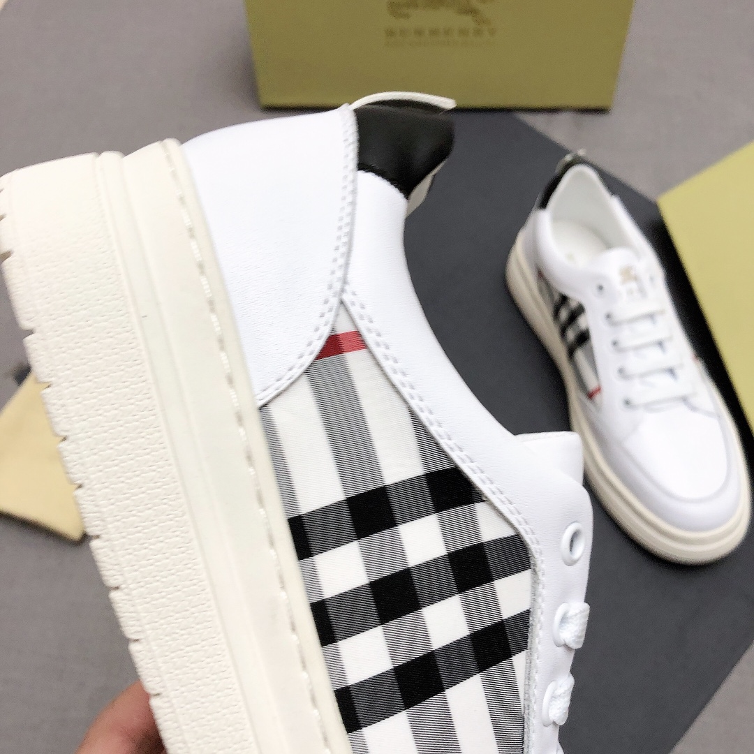 Burberry Perforated Check Sneaker 43 - vstockx