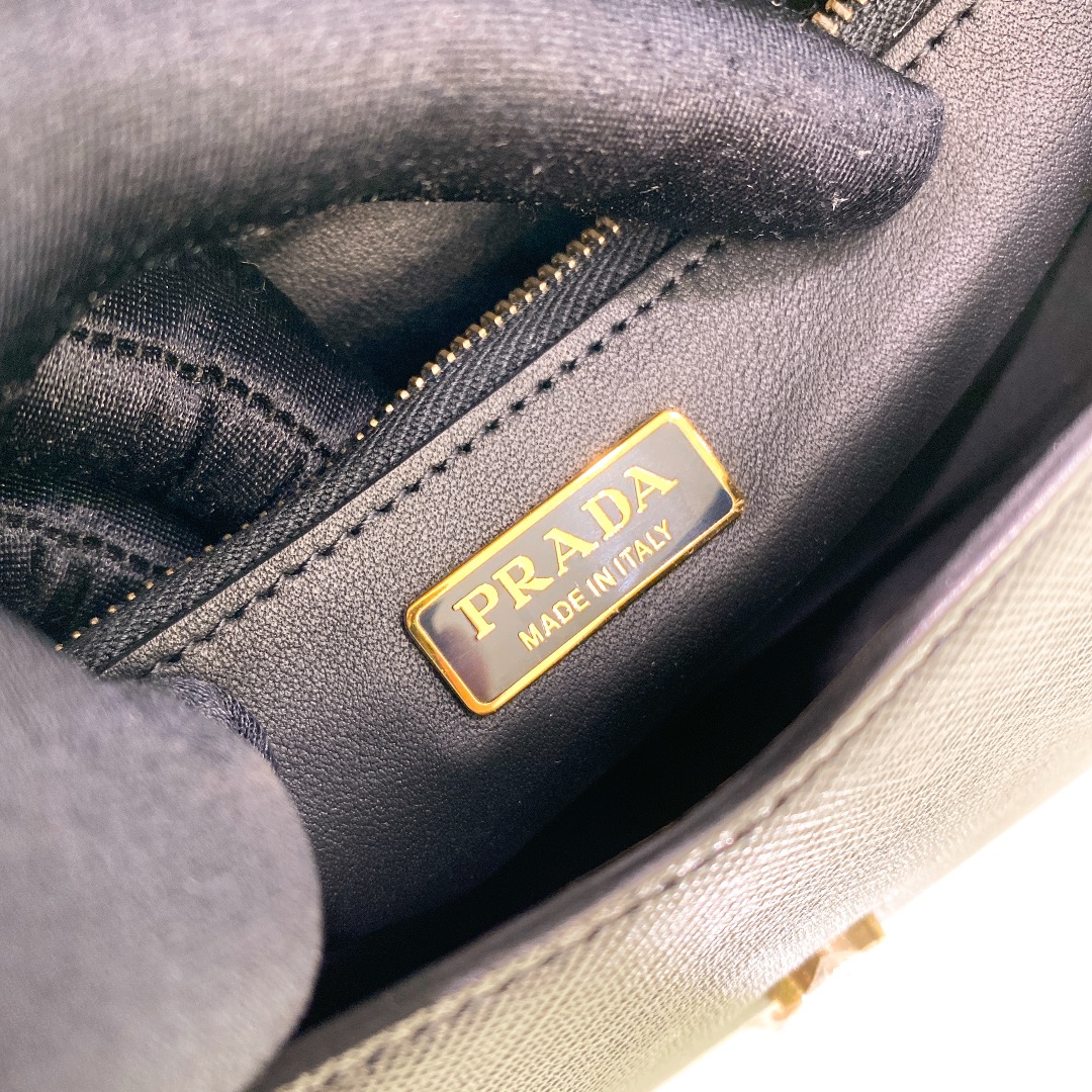 handbags prada 1BD318 size:21.5*4*14 - vstockx