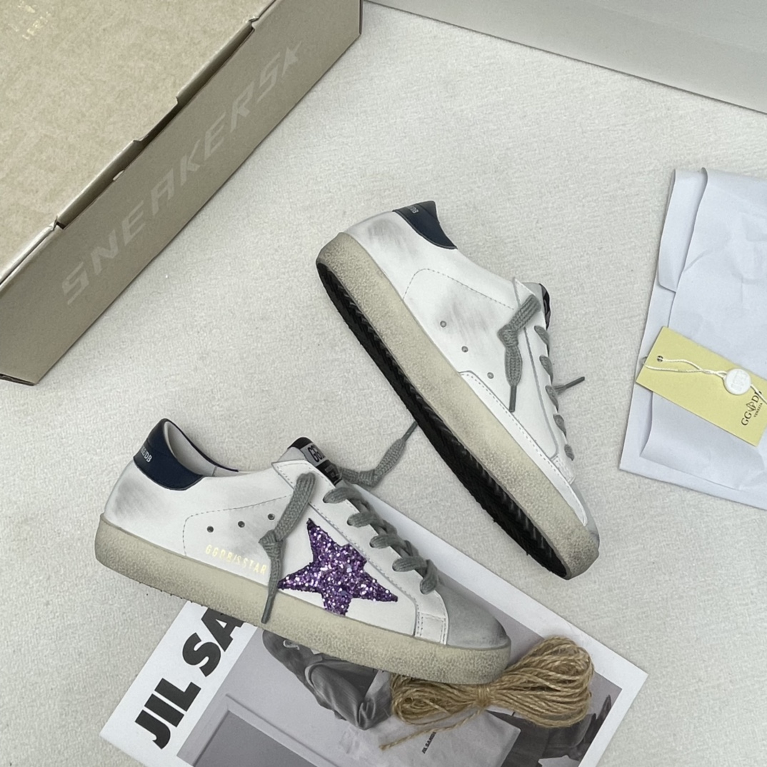 Golden Goose Superstar distressed-finish sneakers 26 - vstockx