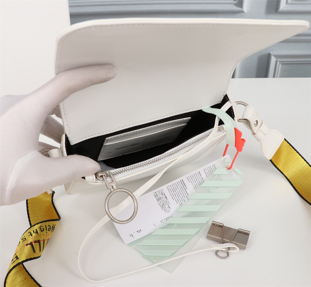 handbags OFF-White 542  4225870  size:18*12*5cm - vstockx