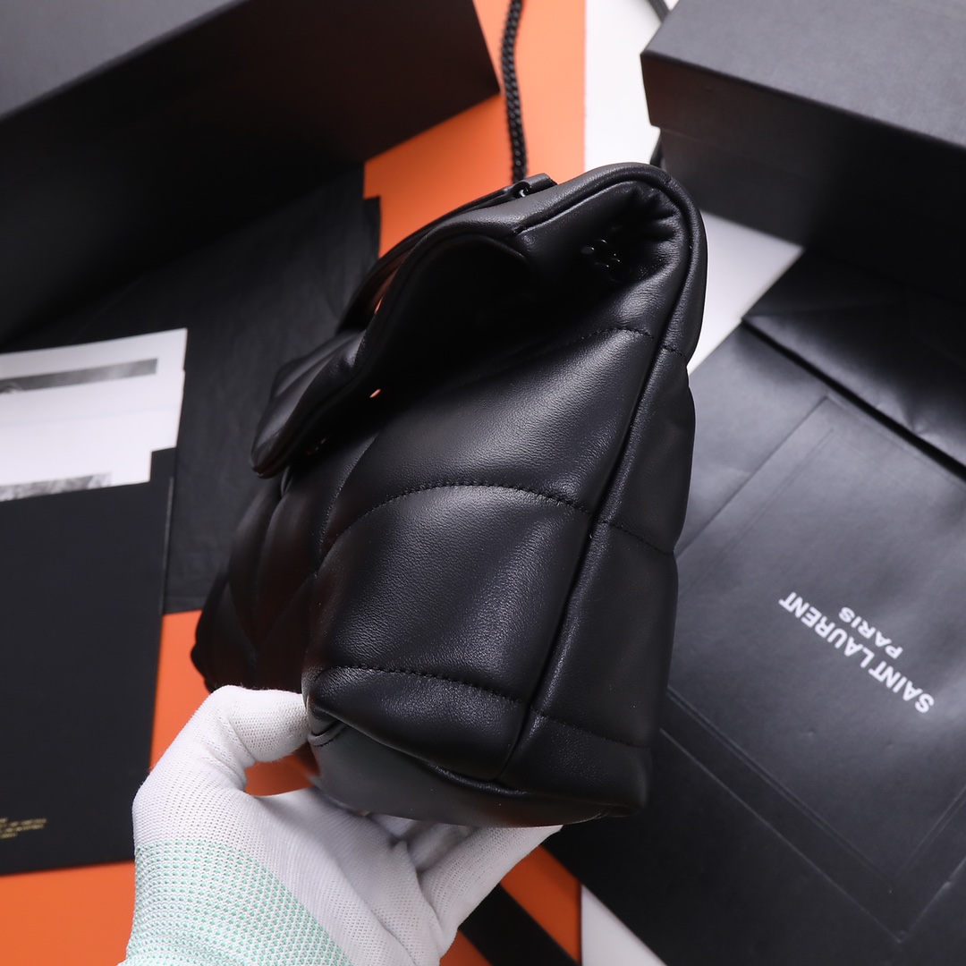 Handbags SAINT LAURENT 577476 size 29x17x11 cm - vstockx
