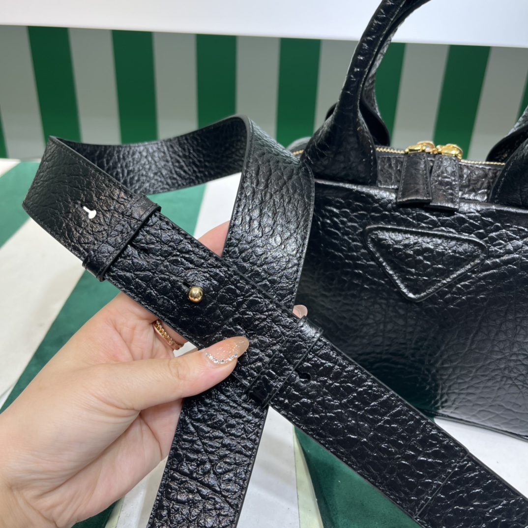 Handbags Prada 1BB081 size:22.5×10.5×16.5 cm - vstockx