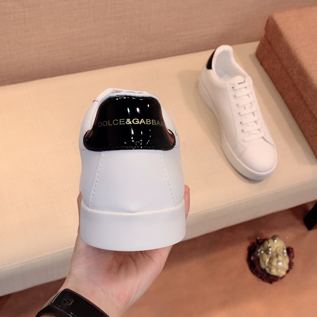 Dolce & Gabbana Low Tops Sneakers 6 - vstockx