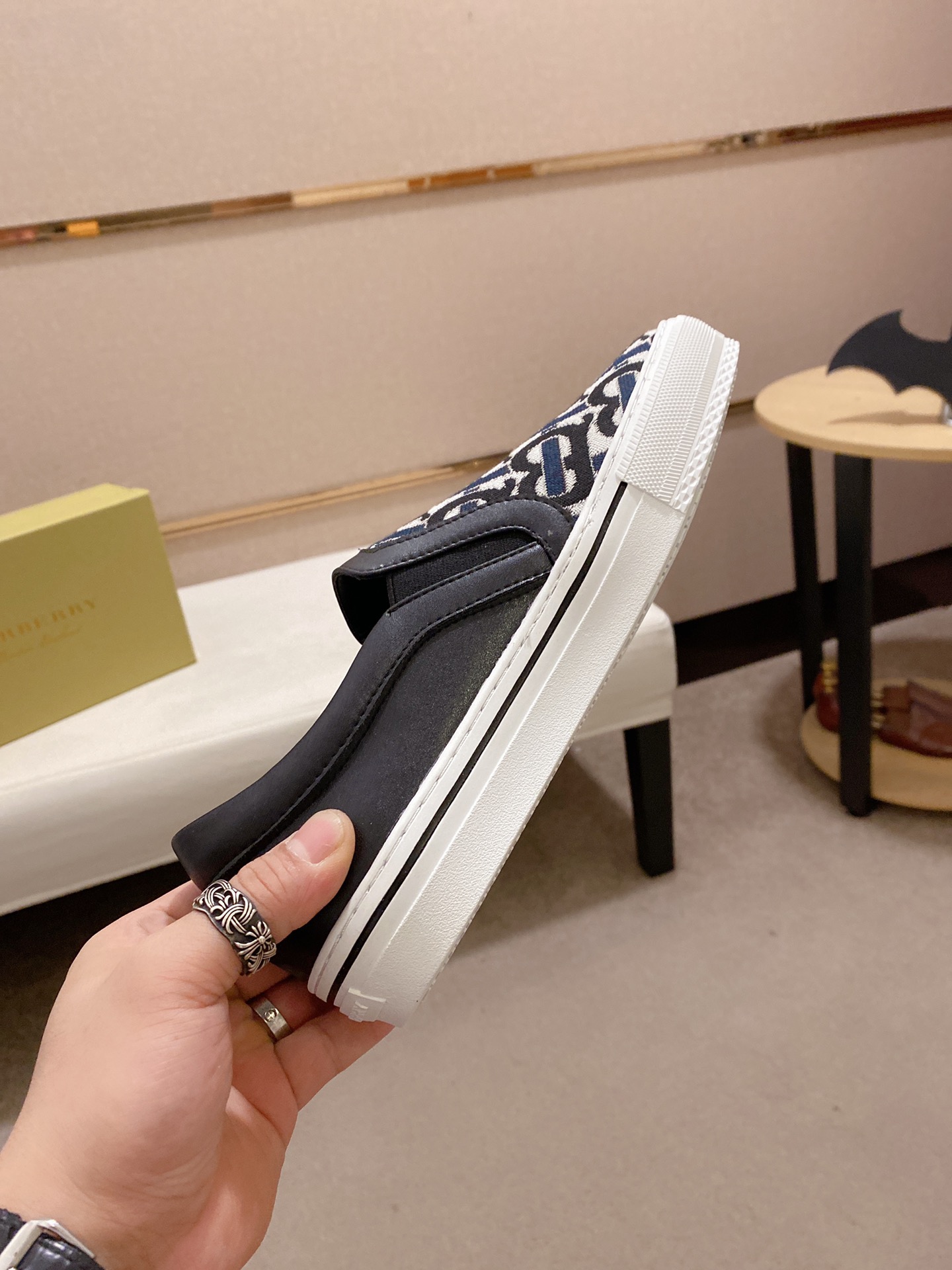 Burberry Perforated Check Sneaker 25 - vstockx