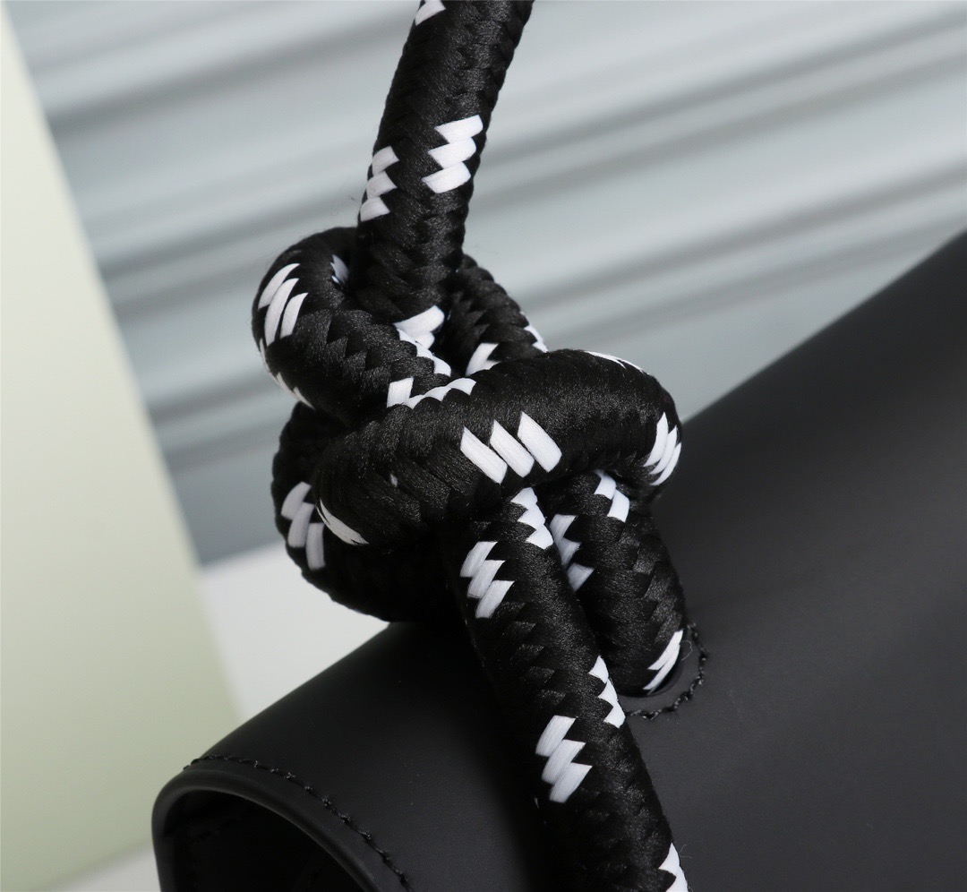 handbags OFF-White 517-1  6335870  size:25*19*10cm - vstockx