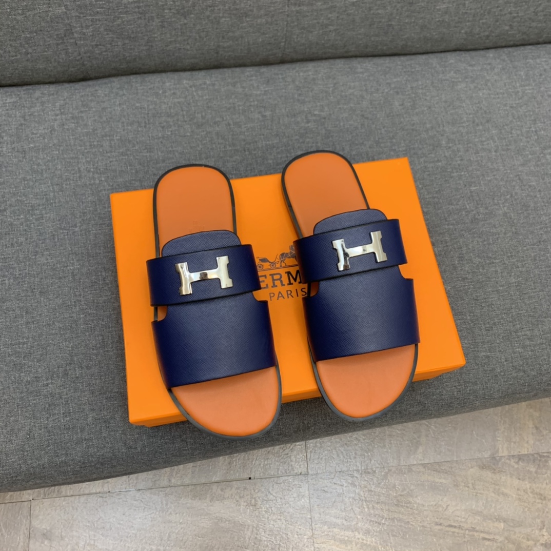 Hermes Sandals 33 - vstockx