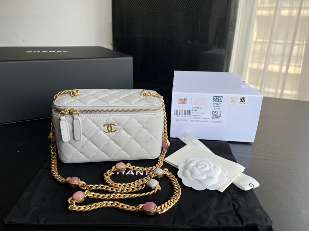 Handbag Chanel AP2937 size 8.5cmx11cmx7 cm - vstockx