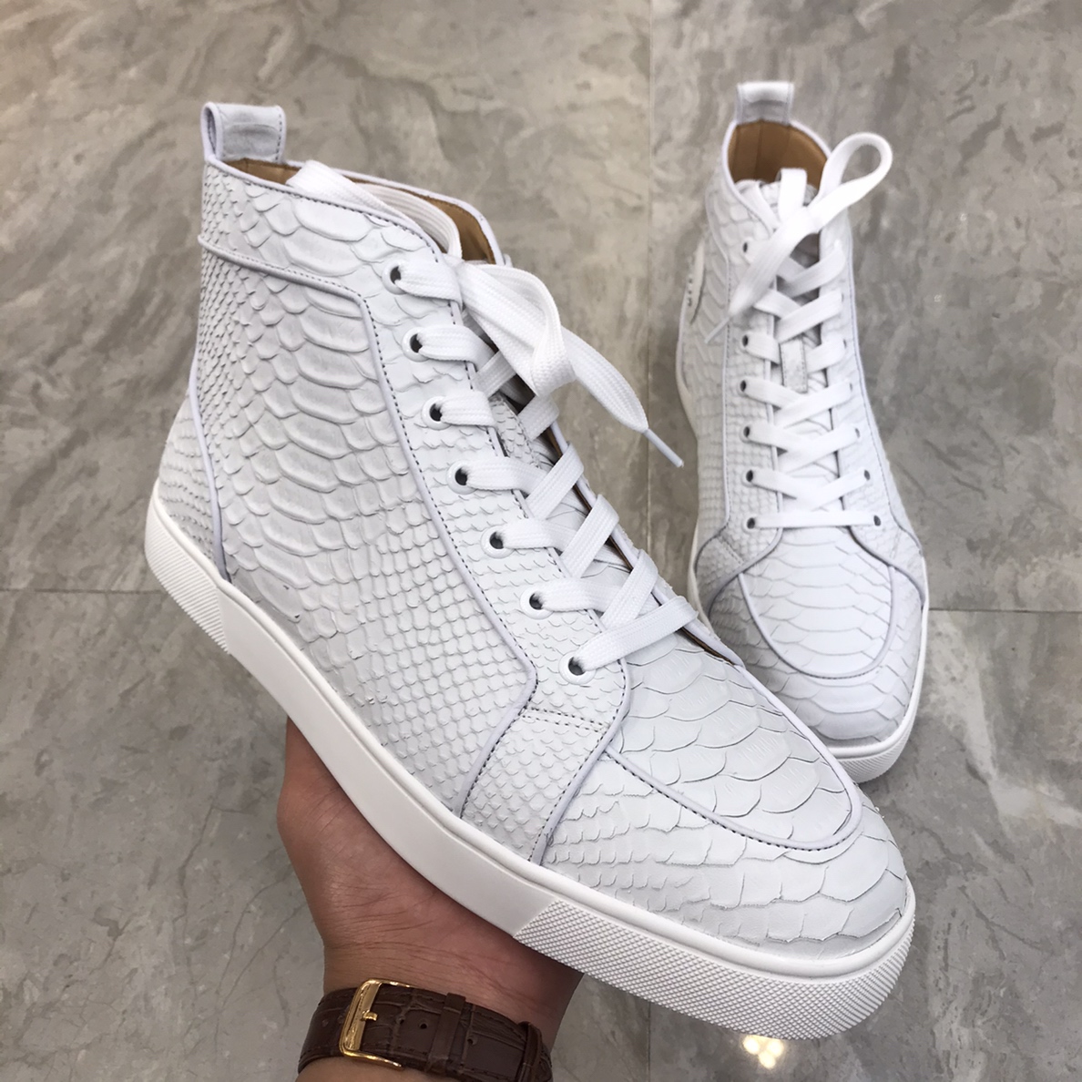 Christian Louboutin Louis Junior Spikes Orlato Flat Sneakers 24 - vstockx