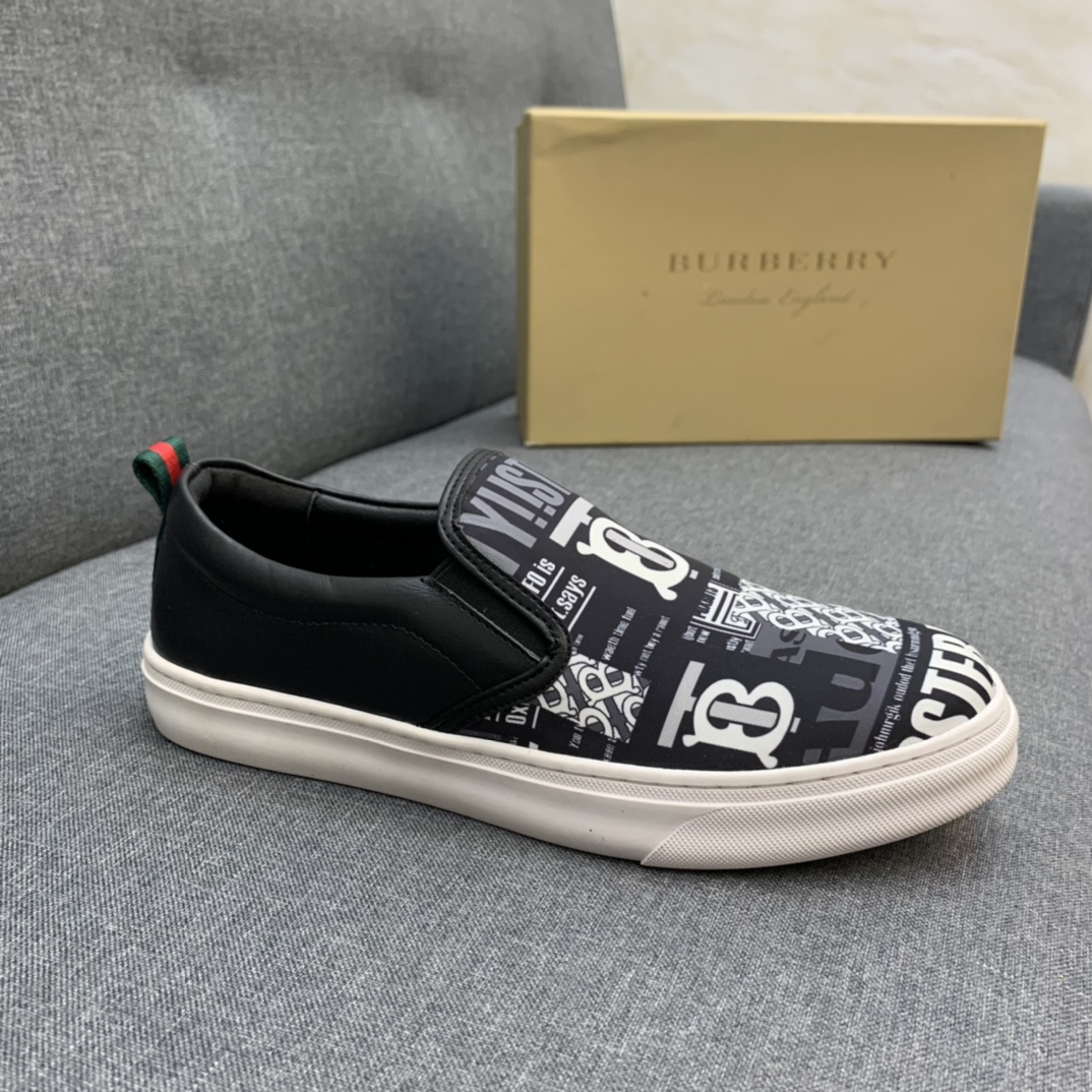 Burberry Perforated Check Sneaker 46 - vstockx