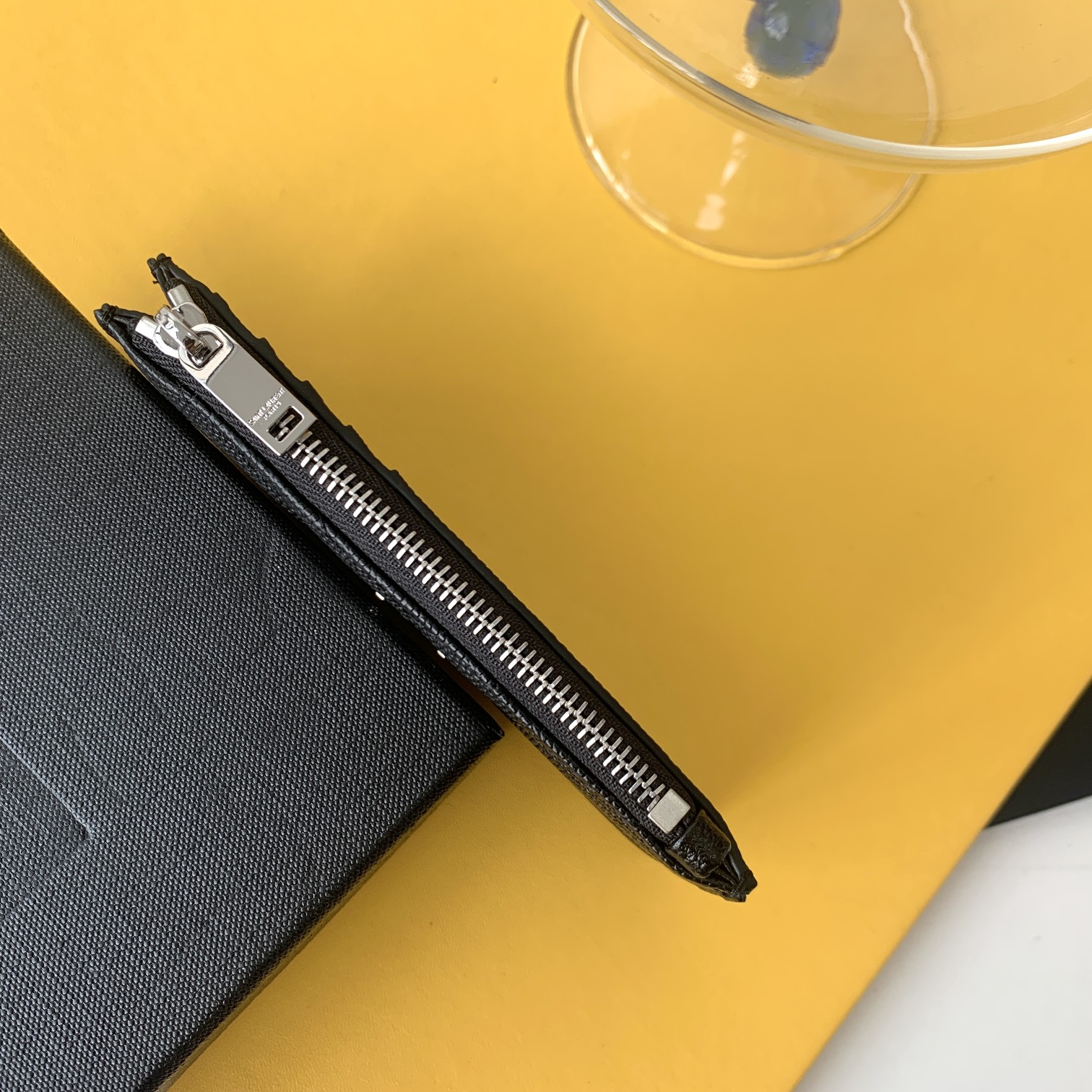 Handbags SAINT LAURENT 607915 size 13  8 cm - vstockx