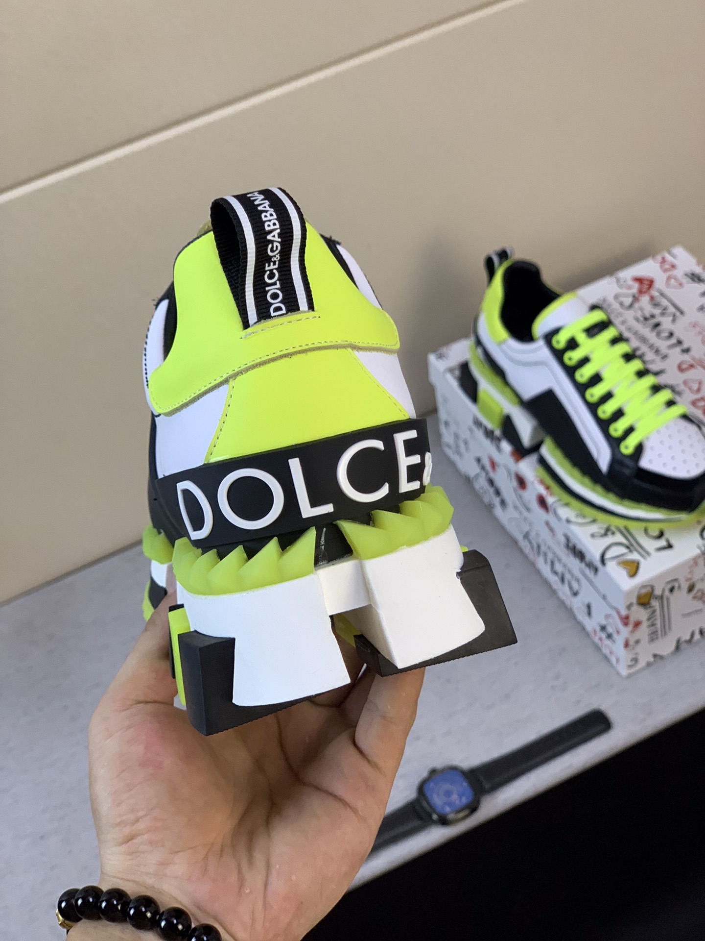 Dolce & Gabbana Low Tops Sneakers 33 - vstockx