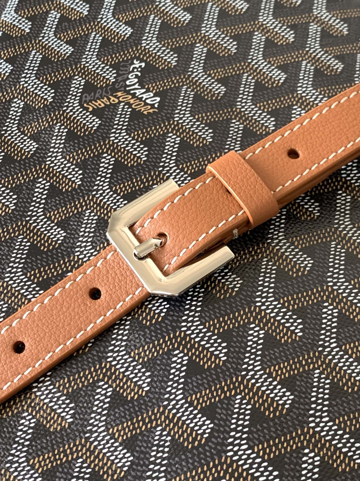 Handbags Goyard Voltaire 0201513 size:38.5*11.5*38 cm - vstockx