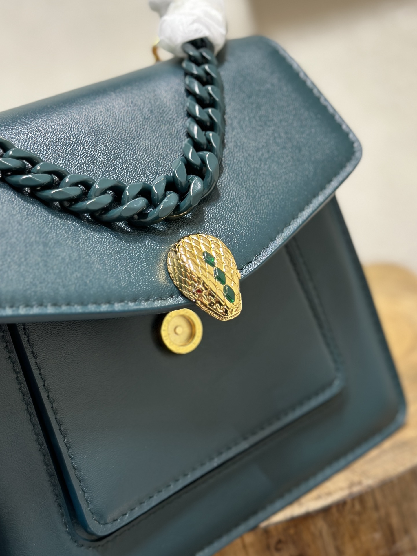 Handbags Bvlgari 290762 size:18*15*9.5 cm - vstockx