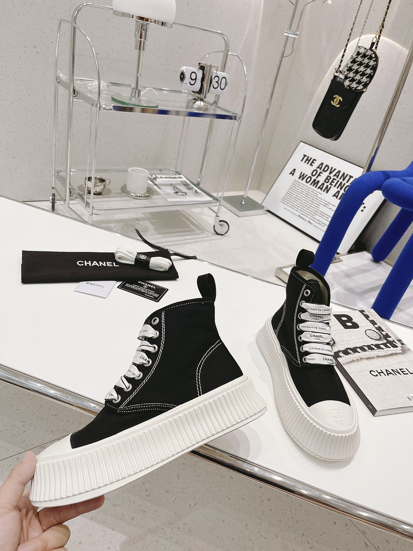 Chanel Platform Sneaker 9 - vstockx