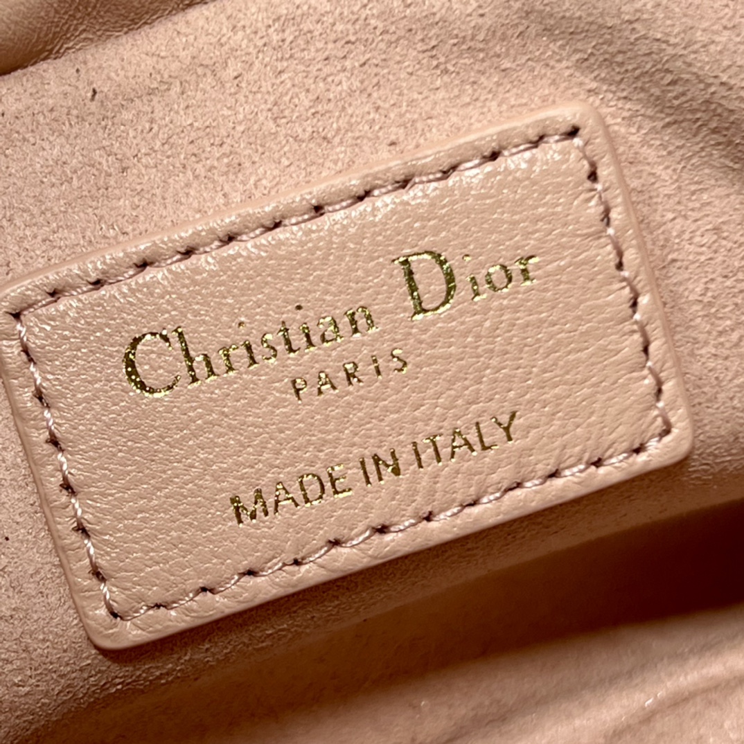 Handbag Dior 0981 size 19 x 13 x 5 cm - vstockx