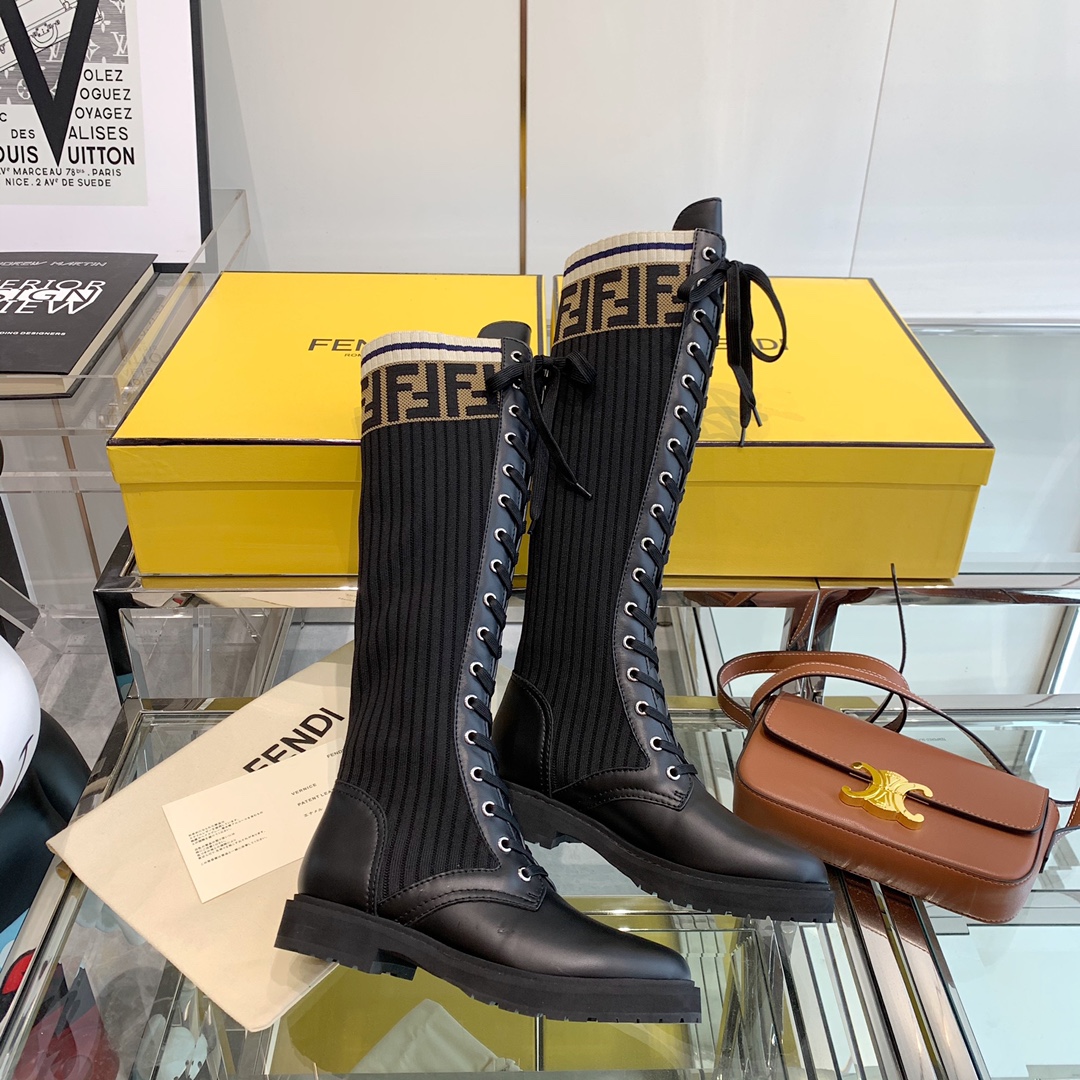 Fendi Boots 10 - vstockx