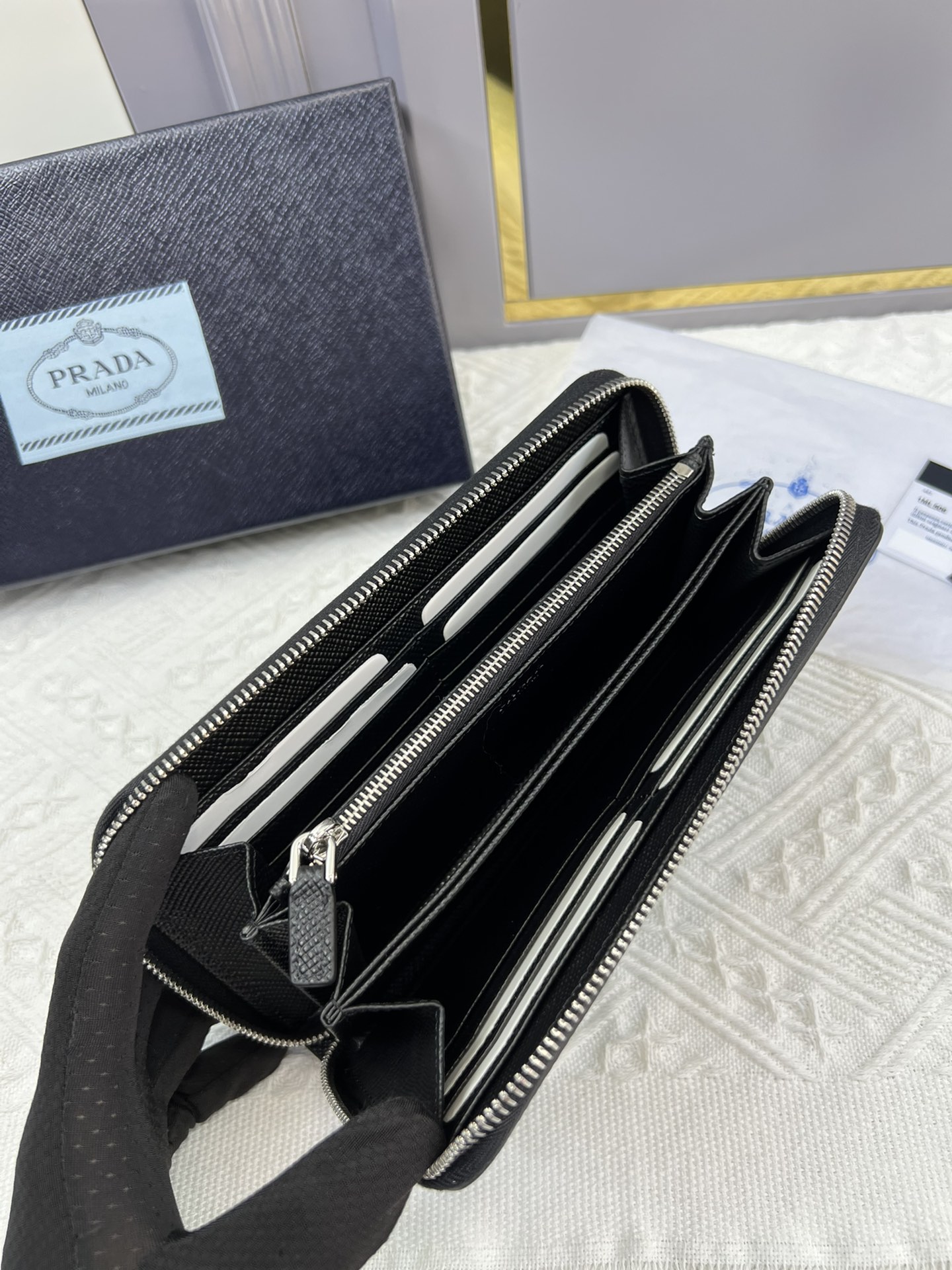 handbags prada 2ML317 20*10.3 - vstockx