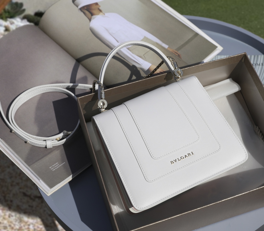Handbags Bvlgari 24791050 size:18*15*9.5 cm - vstockx