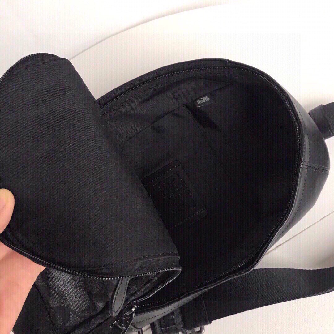 handbags prada F39942 size:20*32*6 - vstockx