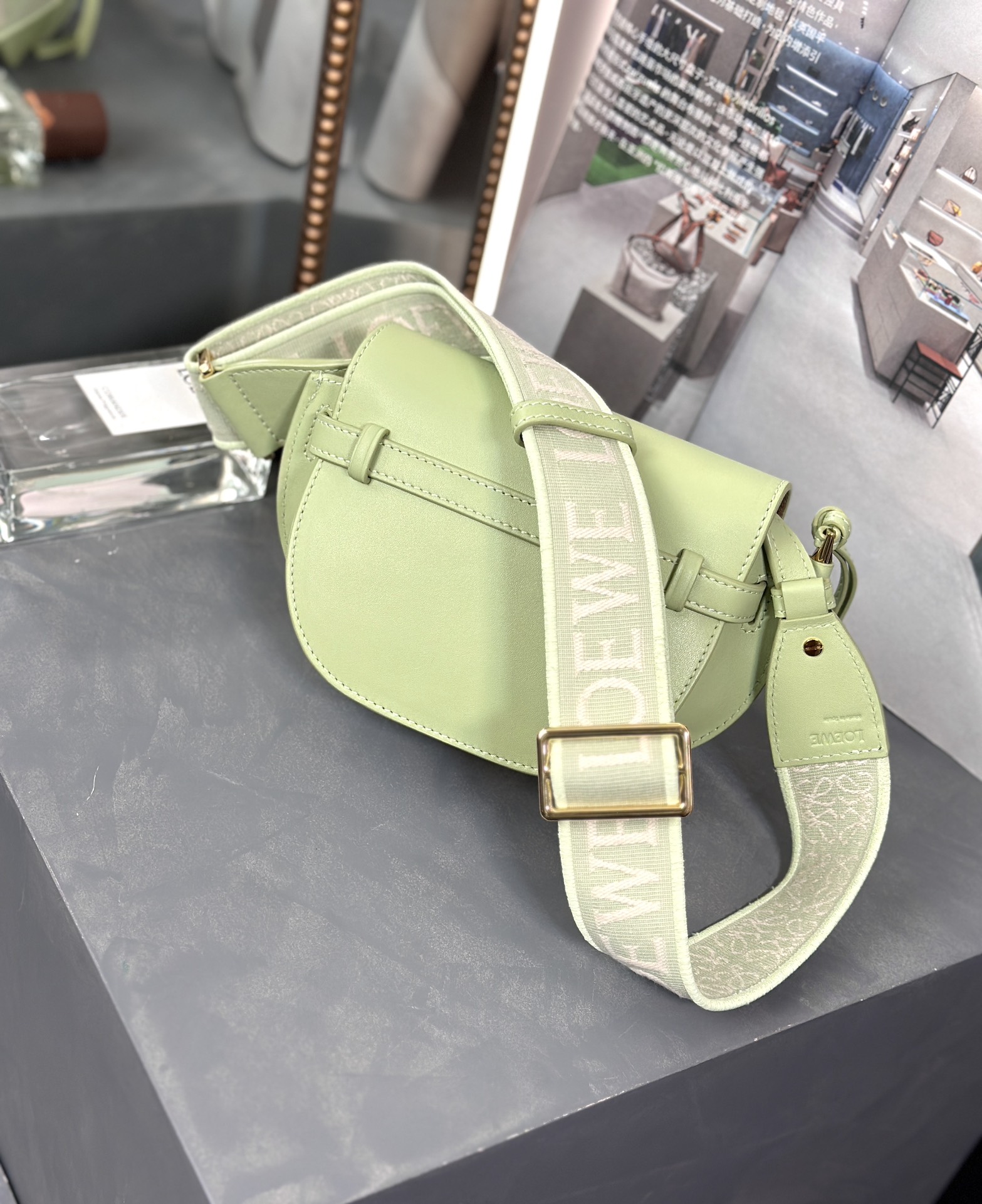 Handbags LOEWE   size:15*12.5*9cm - vstockx