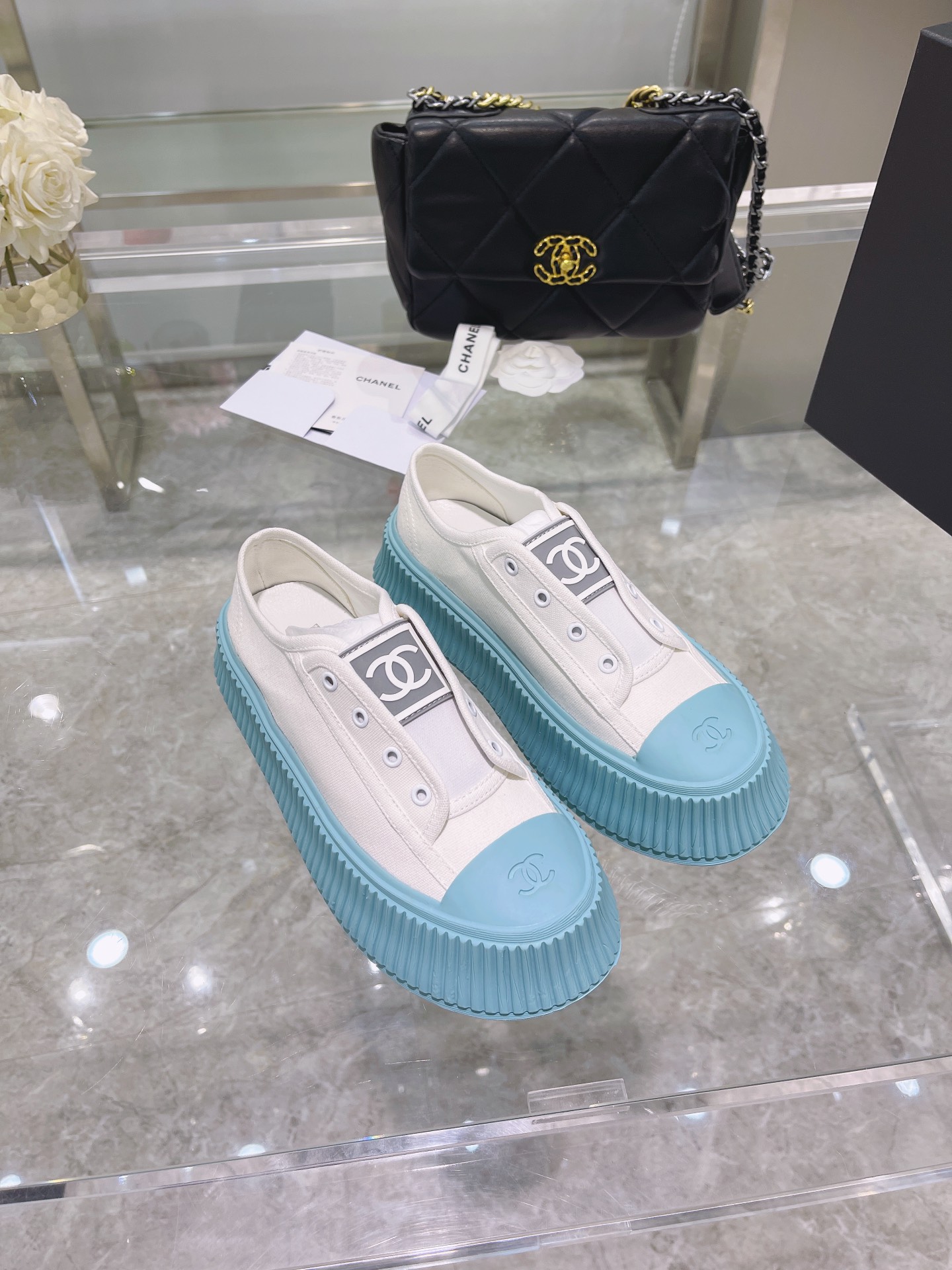 Chanel Platform Sneaker 13 - vstockx