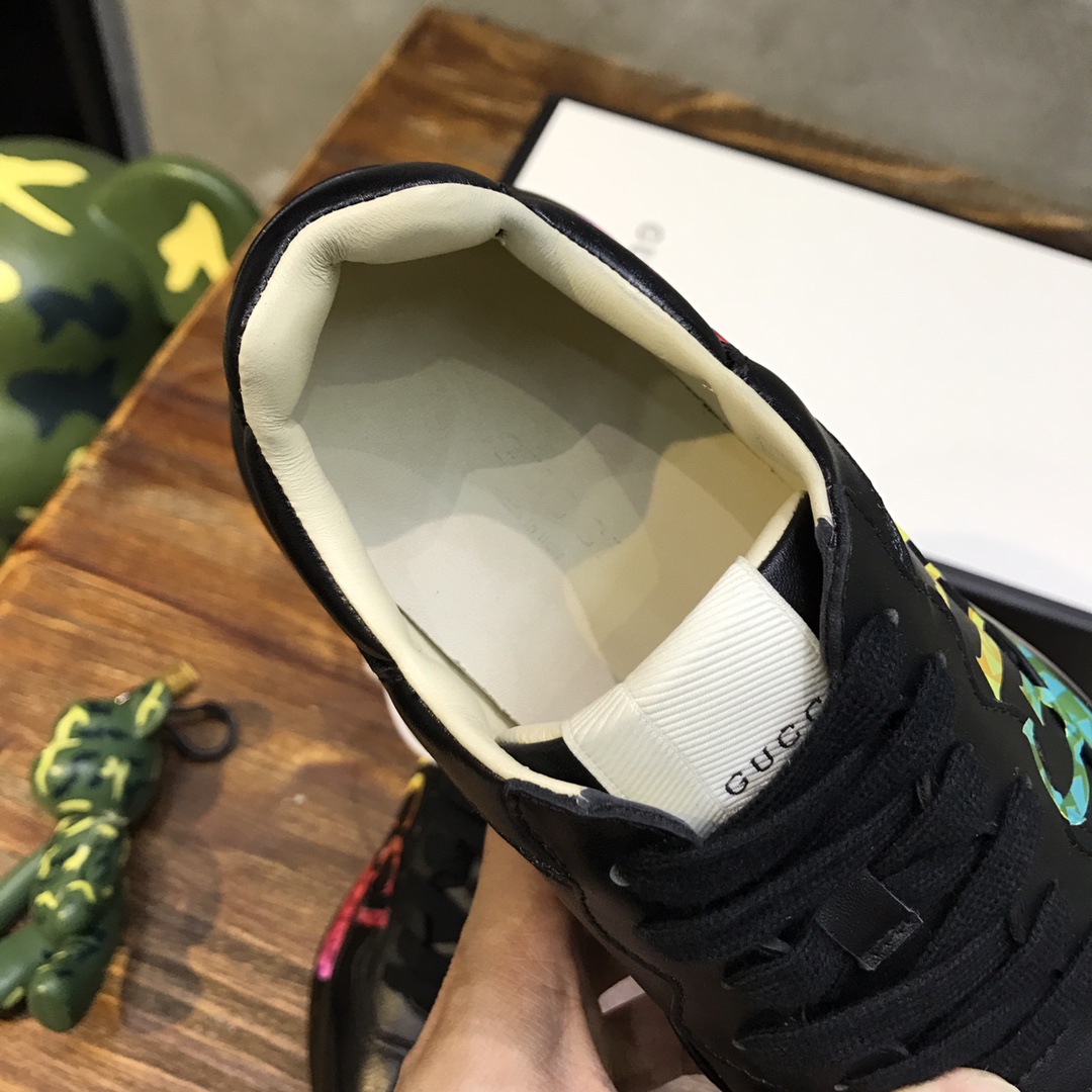 Gucci Rhyton sneaker 43 - vstockx