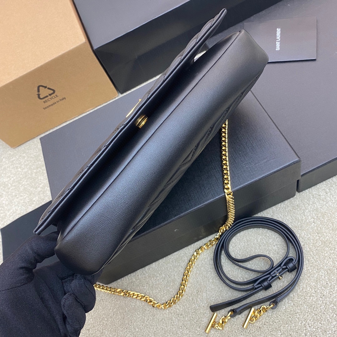 Handbags SAINT LAURENT 632014 size 26x13.5x4.5 cm - vstockx