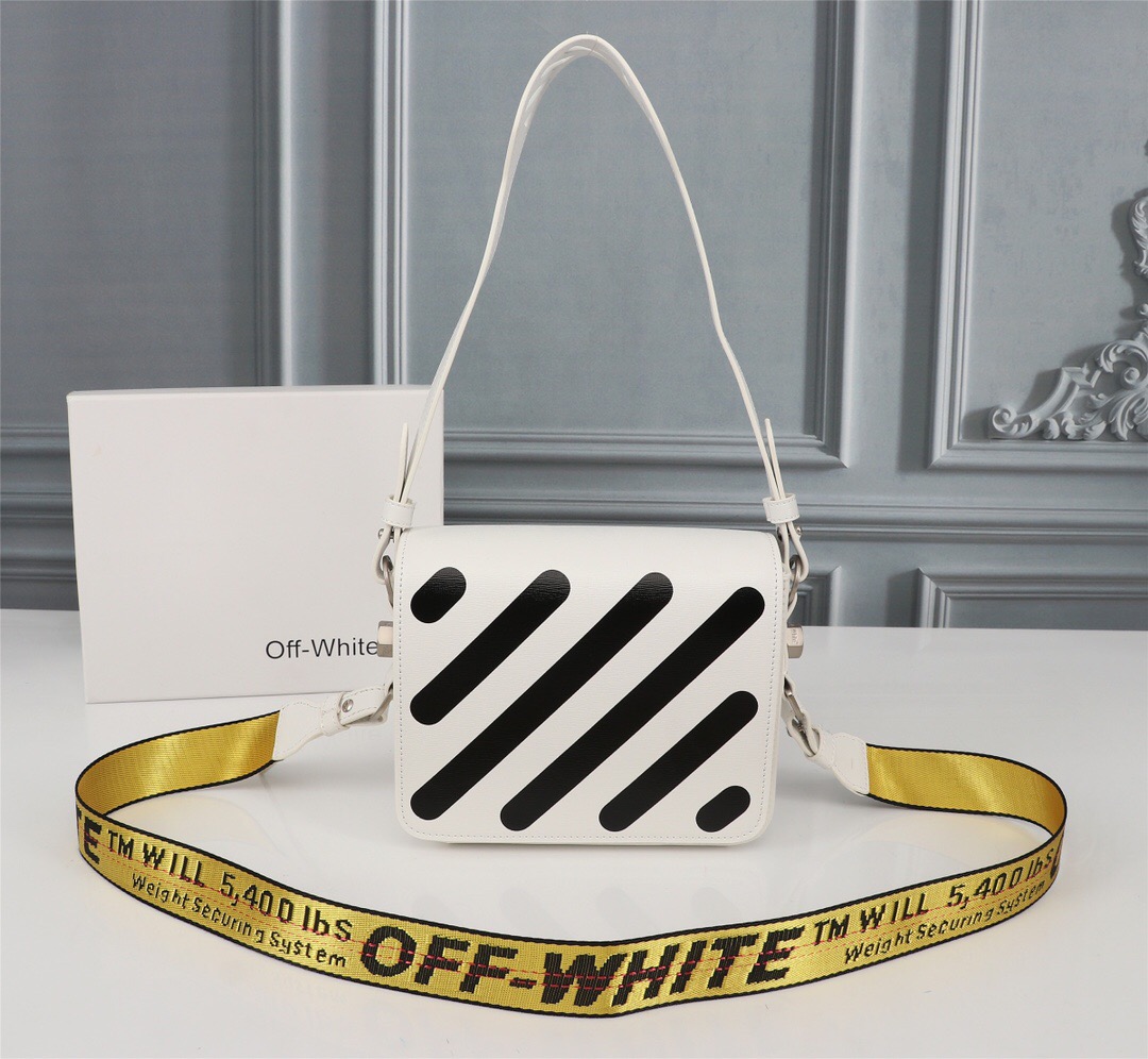 handbags OFF-White 533  4338650  size:18*16*9cm - vstockx