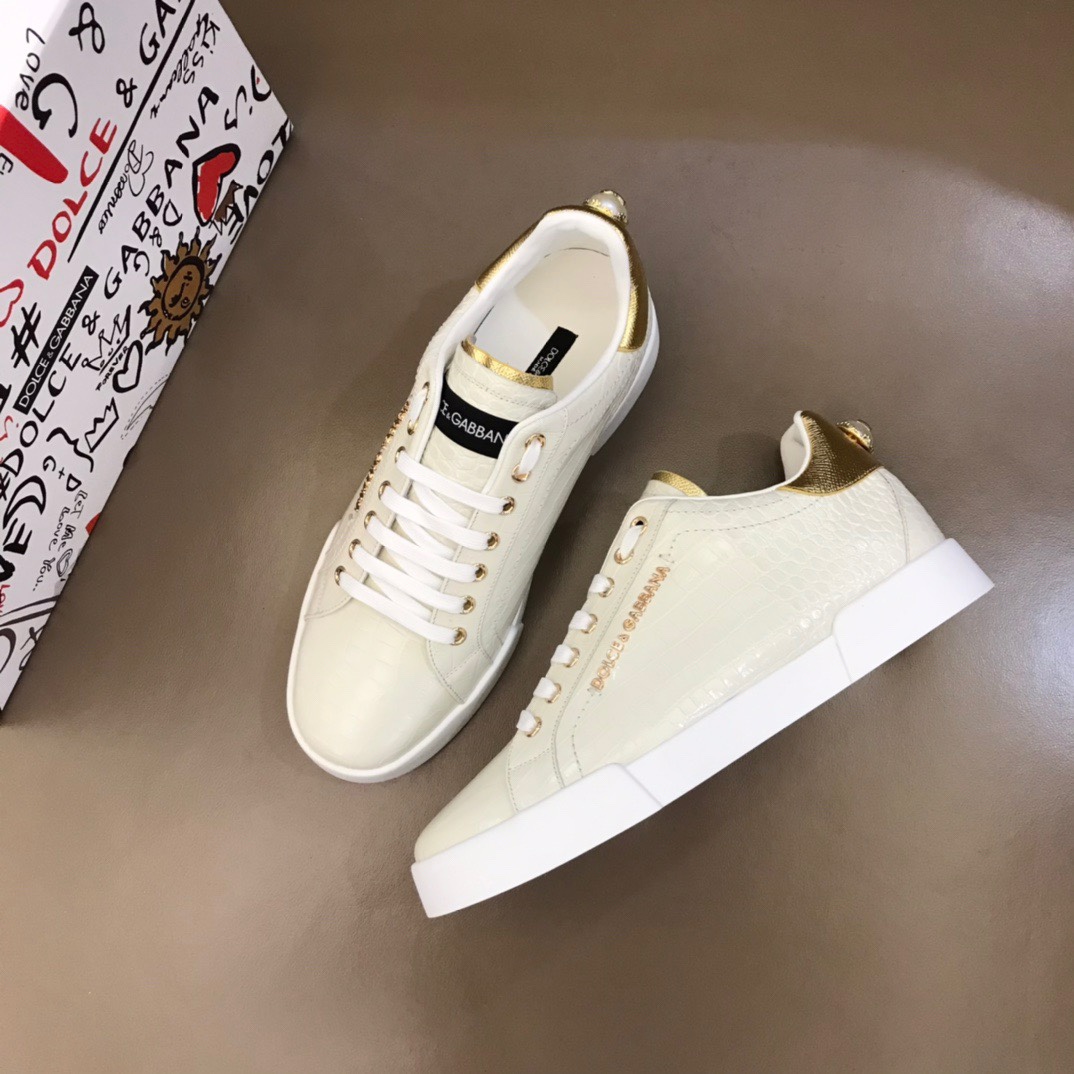 Dolce & Gabbana Low Tops Sneakers 112 - vstockx