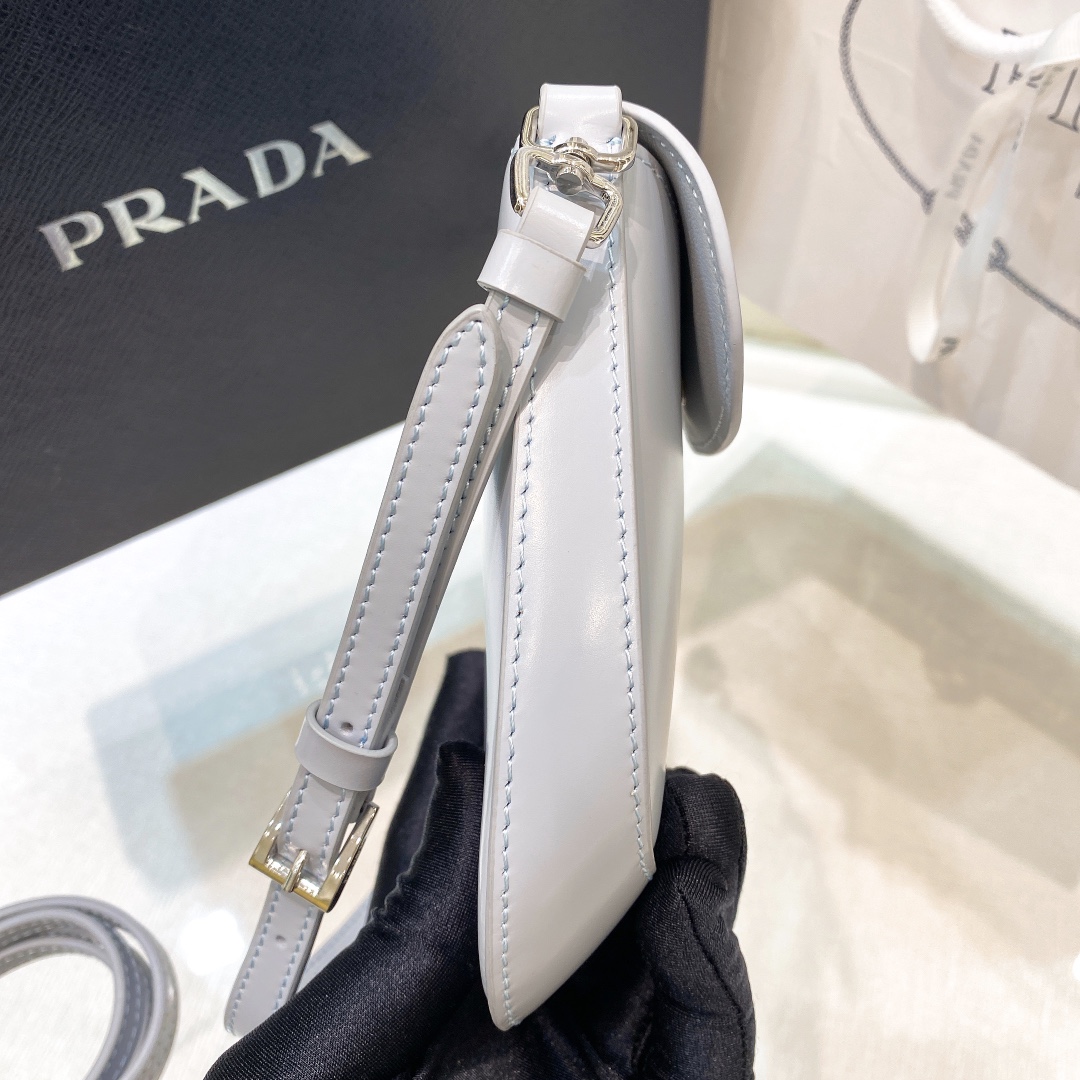 handbags prada 1BH188 zise ?7*14.5*7cm - vstockx