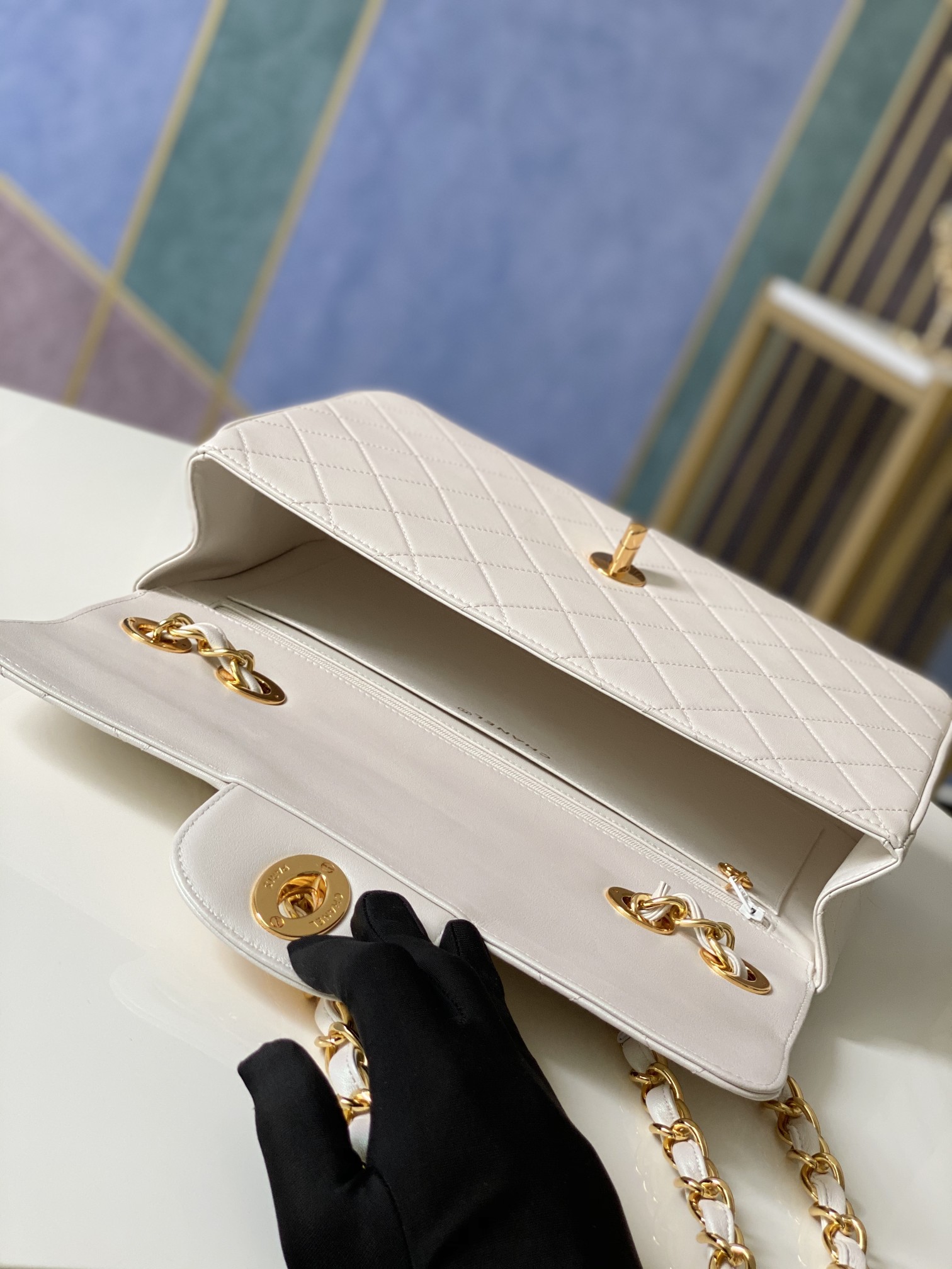 Handbag Chanel A88 size 30.21.8 cm - vstockx