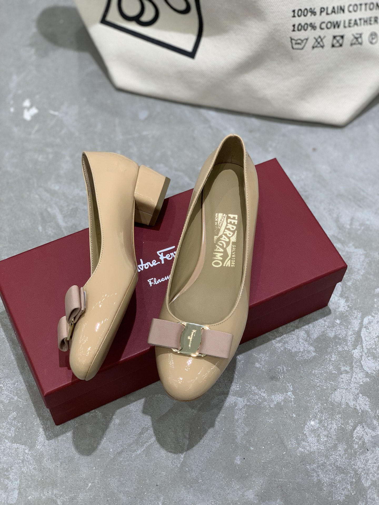 Salvatore Ferragamo Heel 4 - vstockx