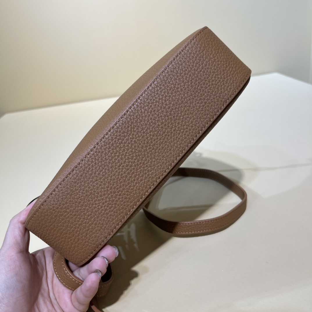 Handbags Prada 1BH193 size:24×18×6 cm - vstockx