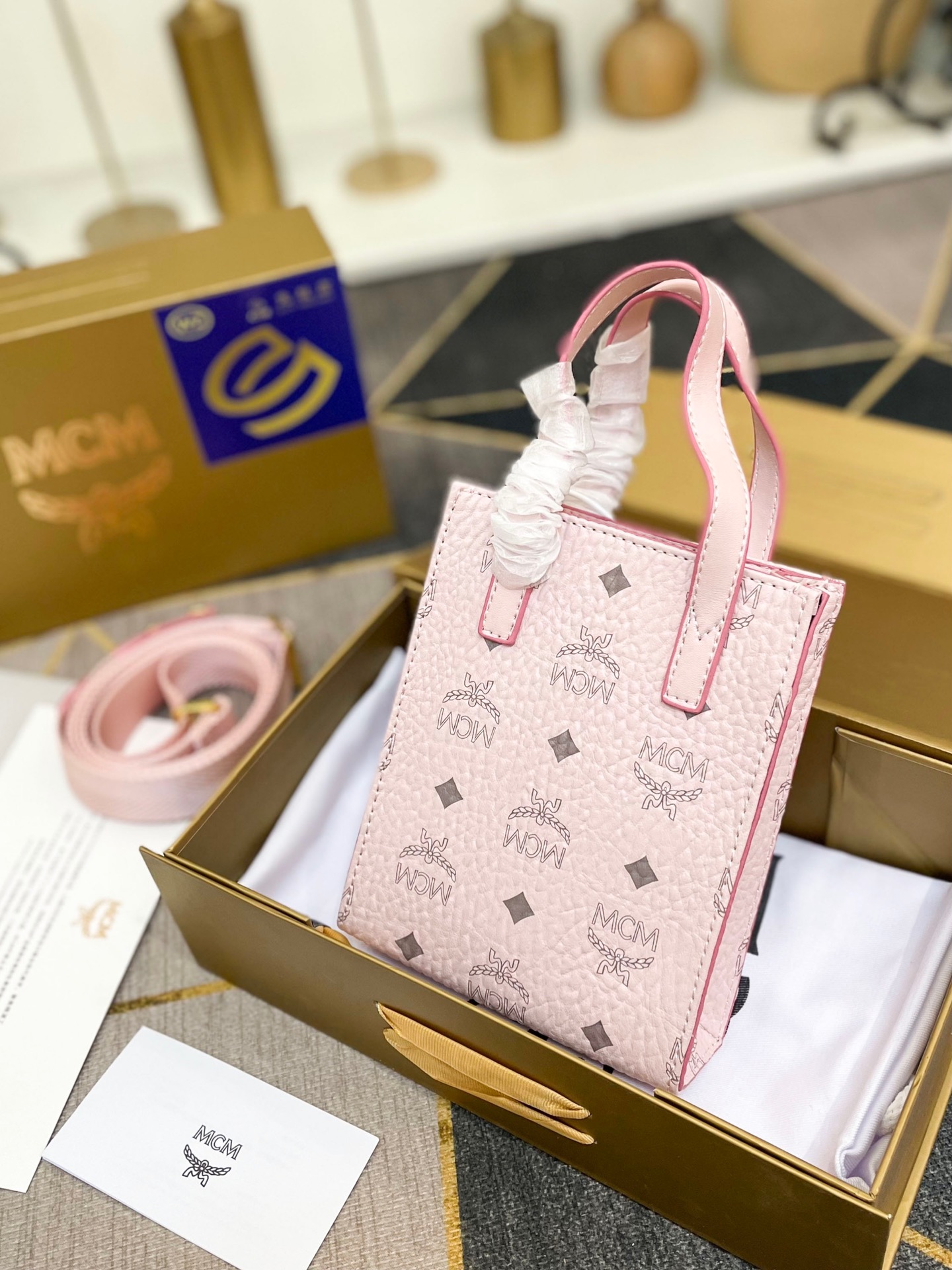 Handbags MCM mom size:17*14 cm - vstockx