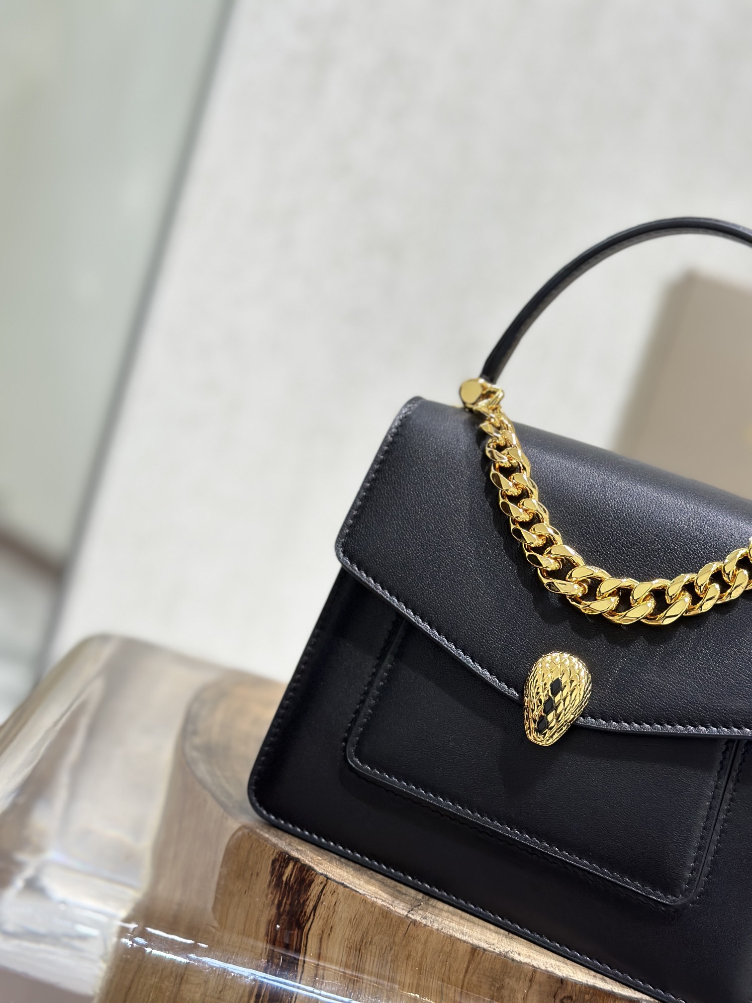 Handbags Bvlgari 290762 size:18*15*9.5 cm - vstockx