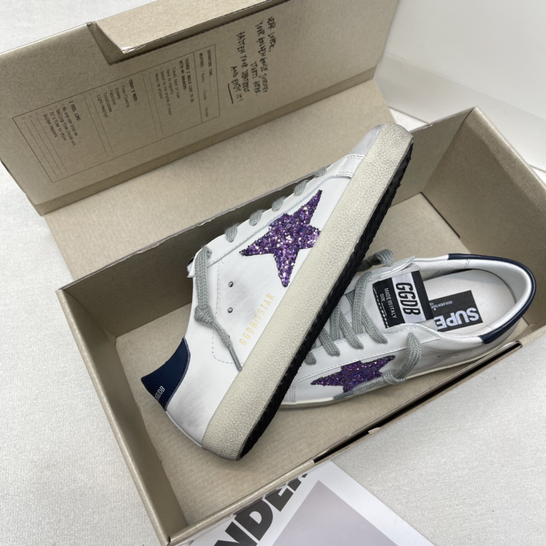 Golden Goose Superstar distressed-finish sneakers 26 - vstockx