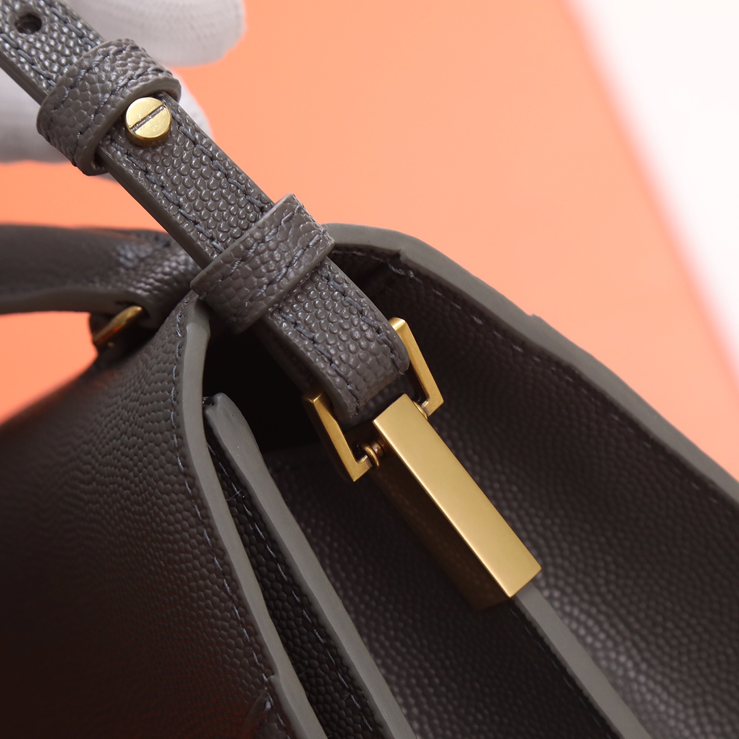 Handbags SAINT LAURENT 578000 size 24.5  20  11.5 cm - vstockx