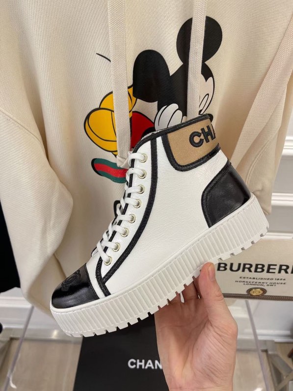 Chanel Platform Sneaker 3 - vstockx