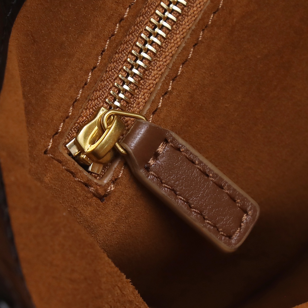 Handbags SAINT LAURENT 657228 size 25X14X6 cm - vstockx