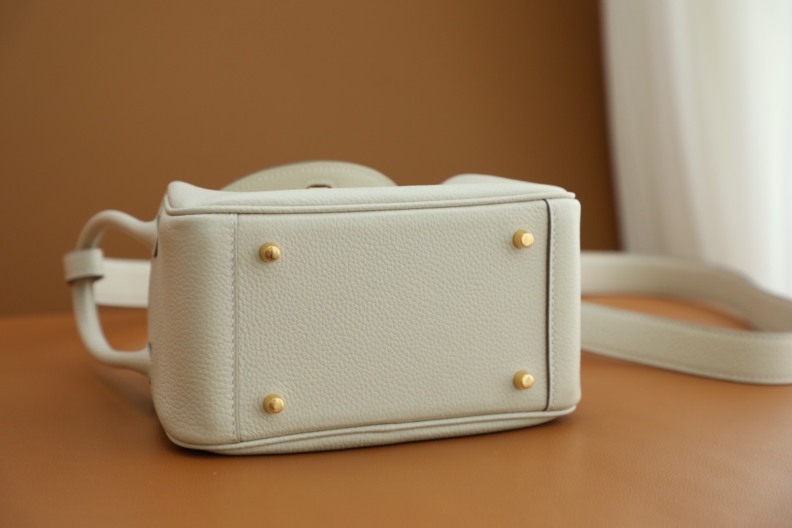 Handbags HermesLindy mini tc - vstockx
