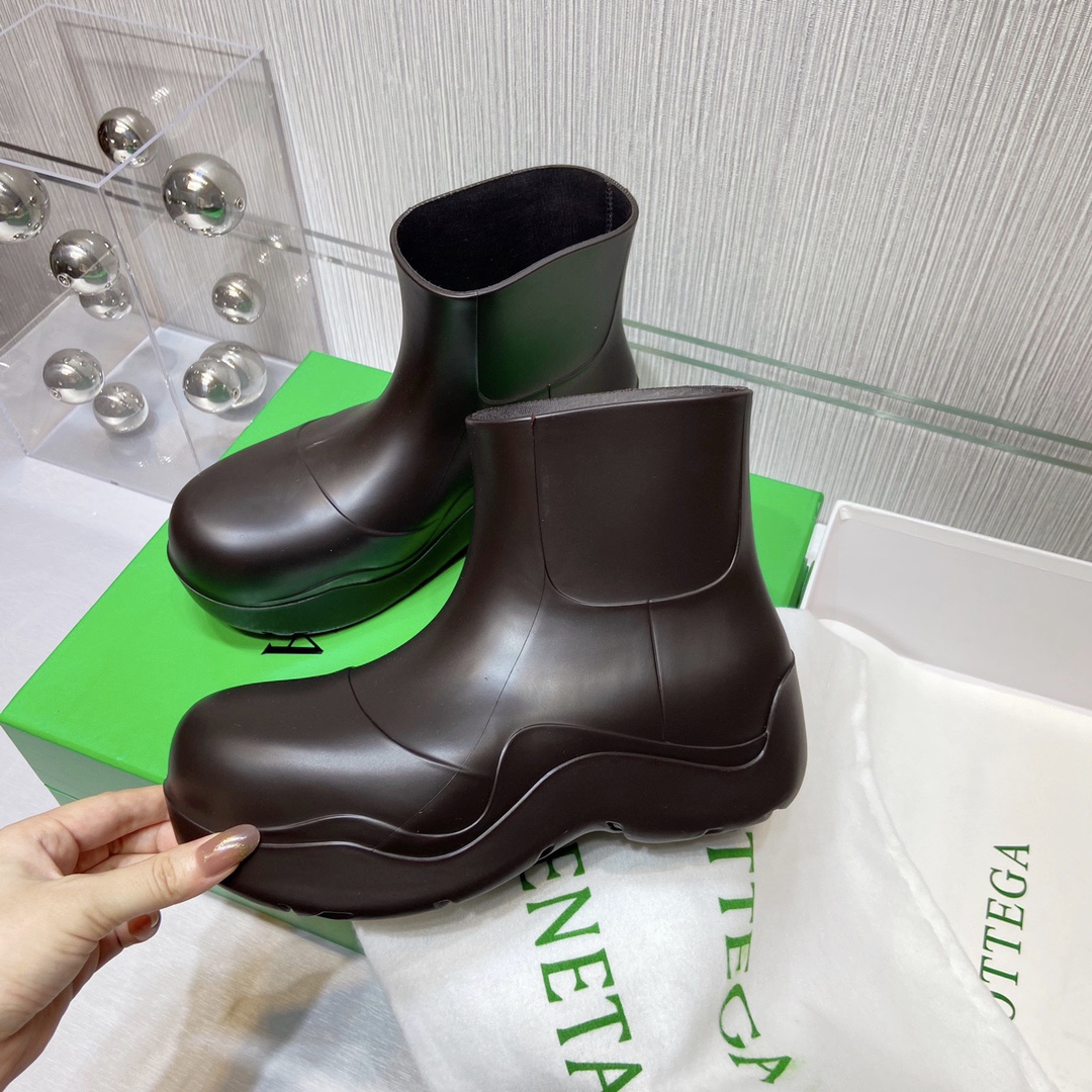 Bottega Veneta Boots 27 - vstockx