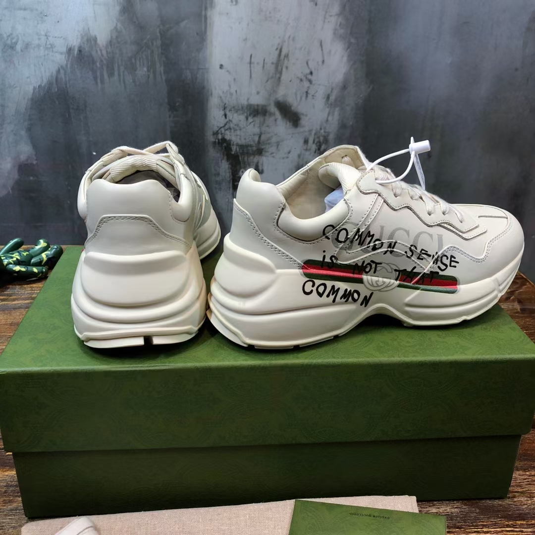 Gucci Rhyton sneaker 30 - vstockx