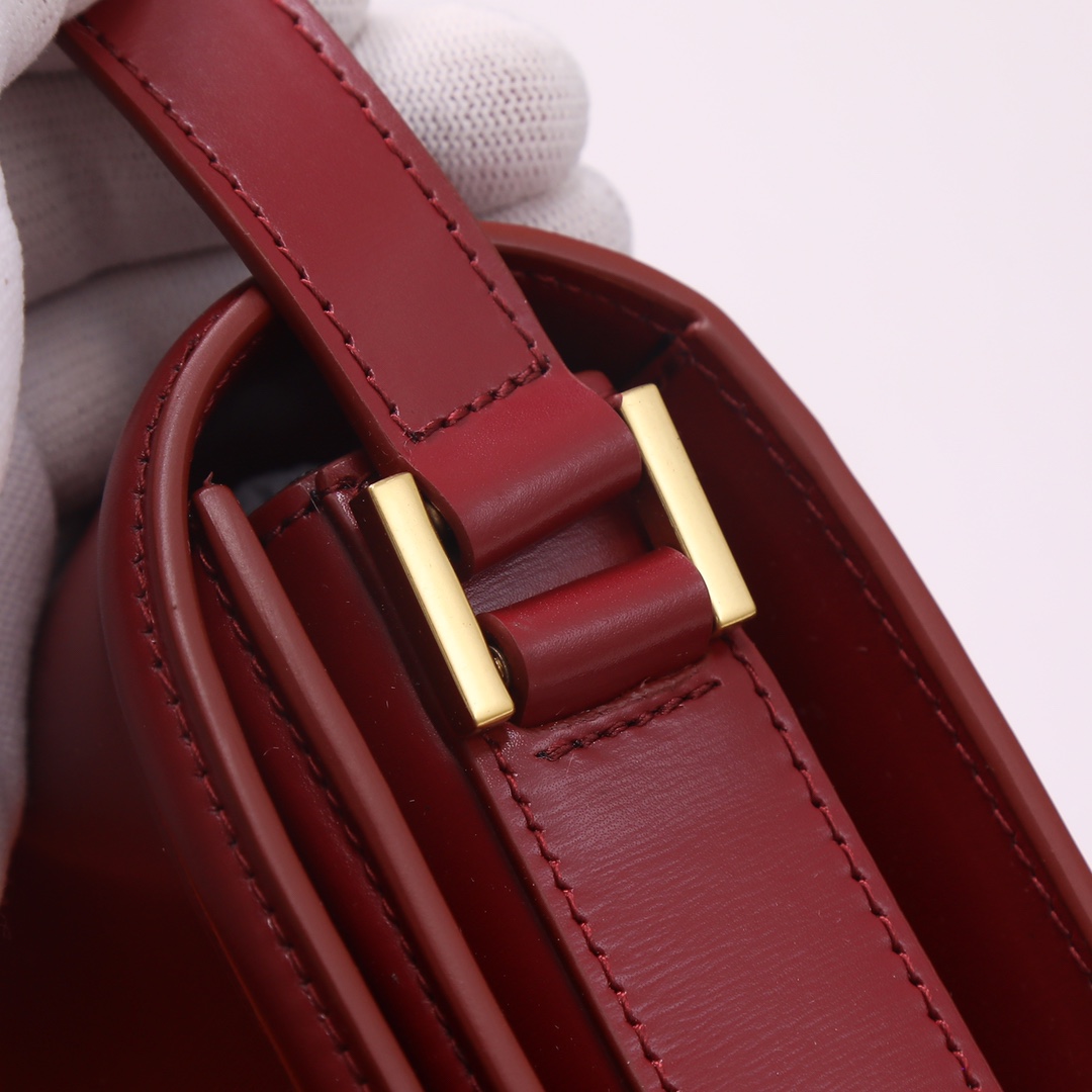 Handbags SAINT LAURENT 634306 size19x13x5 cm - vstockx